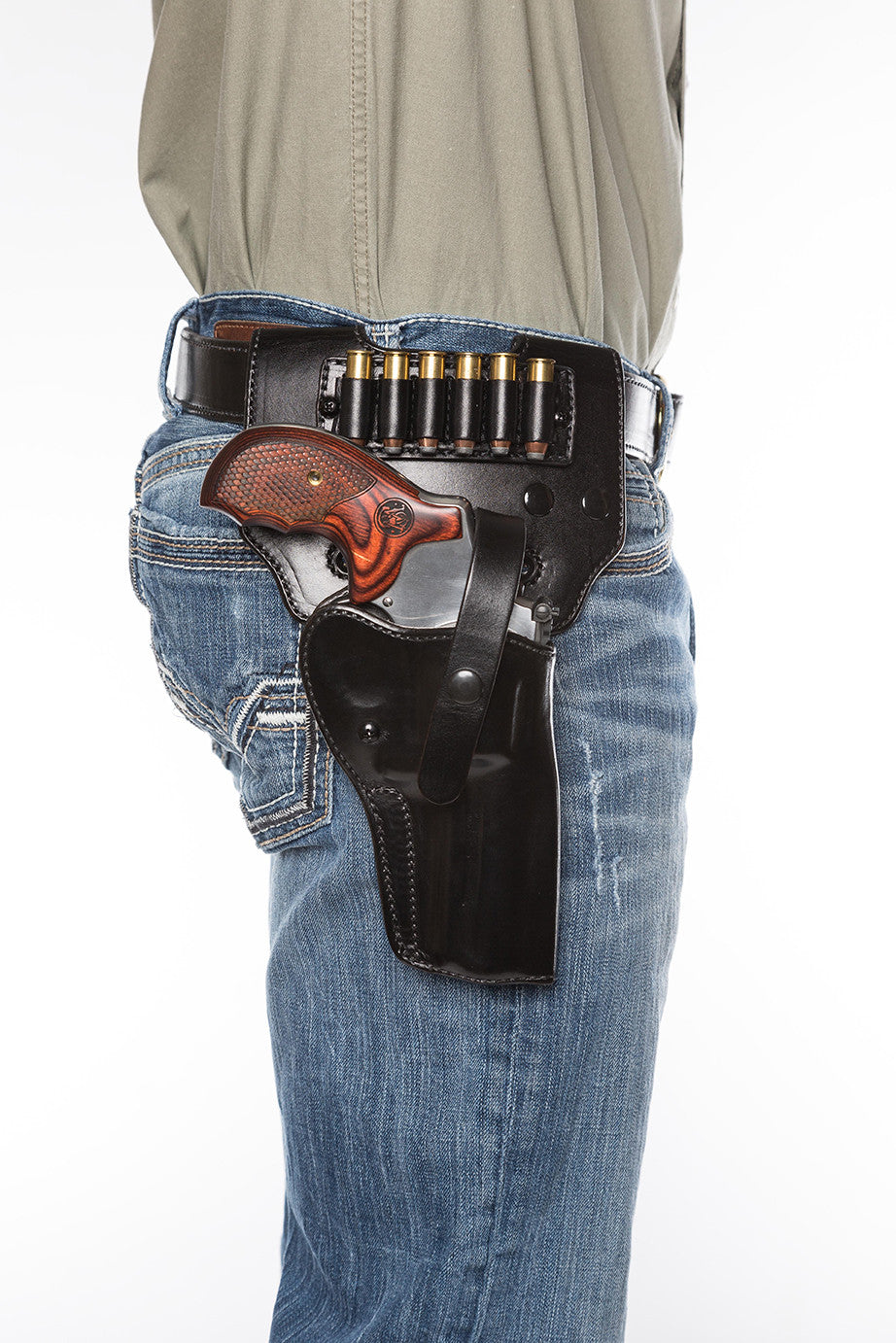 Alaska Hunter Hip Holster, a leather gun holster designed to work, Diamond  D Custom Leather, leather drop leg holster 